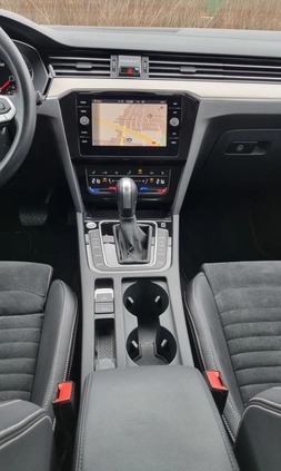 Volkswagen Passat cena 86999 przebieg: 132000, rok produkcji 2020 z Kalisz małe 407